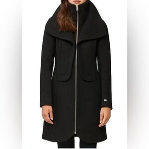 Soia & Kyo Black Coat with double collar